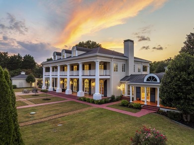 The Grandeur of the Southern Plantation. Nestled upon 4.5 level - photo 59