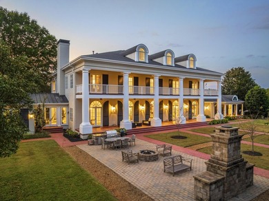 The Grandeur of the Southern Plantation. Nestled upon 4.5 level - photo 60
