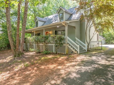 Lake Home For Sale in Hiawassee, Georgia