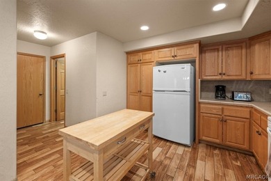 Prime Snow Summit location for this Dixon-built duplex, just - photo 13