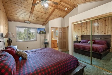 Prime Snow Summit location for this Dixon-built duplex, just - photo 16