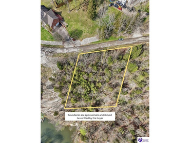 UNDER CONTRACT W/72 hr first right of refusal. Tucked away in a - photo 18