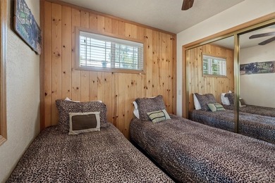 Prime Snow Summit location for this Dixon-built duplex, just - photo 20