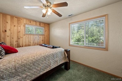 Prime Snow Summit location for this Dixon-built duplex, just - photo 21