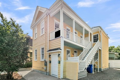 Downtown Charleston fully renovated duplex in a high-demand - photo 1
