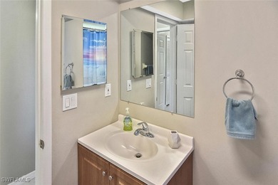 BACK ON THE MARKET, BEING SOLD FURNISHED! Charming and sunny - photo 34
