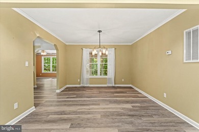 220 Creekside Drive in Lake of the Woods welcomes you! Location - photo 5