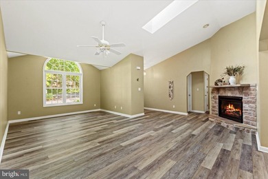 220 Creekside Drive in Lake of the Woods welcomes you! Location - photo 8