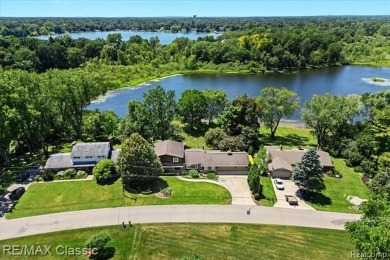 Lake Home For Sale in West Bloomfield, Michigan