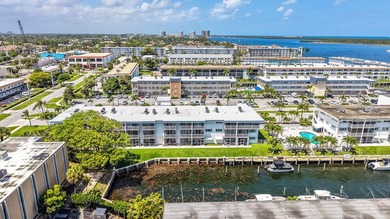 Boaters & Water Lovers Paradise! Live on the Intracoastal for a - photo 5