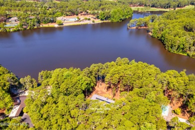 Lake Home For Sale in Pinehurst, North Carolina