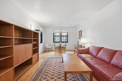 One Of A Kind Broker's presents: A one-of-a-kind 2-bedroom, 1 - photo 4