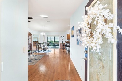 Under contract-accepting backup offers. Welcome to this - photo 3