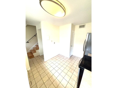Welcome to this charming two-story townhouse in the Fountains of - photo 13