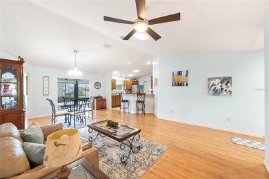 Under contract-accepting backup offers. Welcome to this - photo 5