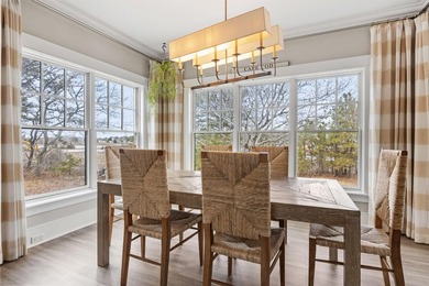This beautiful Coastal New England / Nantucket-style home - photo 16