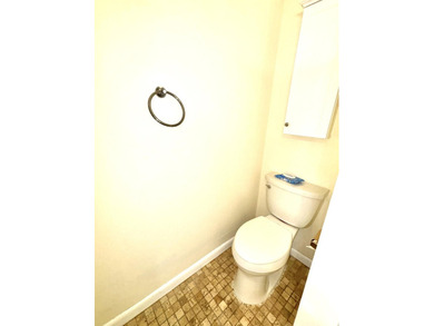 Welcome to this charming two-story townhouse in the Fountains of - photo 23