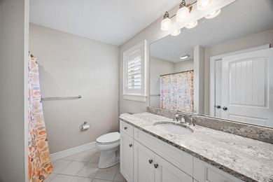 This beautiful Coastal New England / Nantucket-style home - photo 27