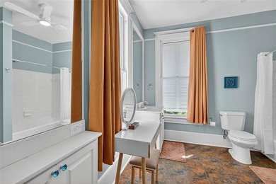 Seller has this property in immaculate TIP-TOP condition!! It - photo 33