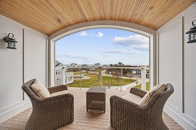 This beautiful Coastal New England / Nantucket-style home - photo 34