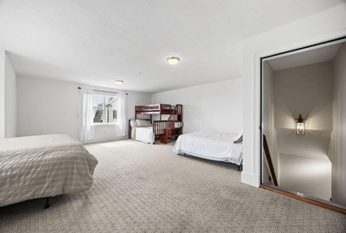 This beautiful Coastal New England / Nantucket-style home - photo 36