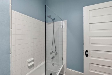 Seller has this property in immaculate TIP-TOP condition!! It - photo 38