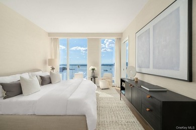 LUXURY WATERFRONT LIVING IN BROOKLYN HEIGHTS. IMMEDIATE - photo 8