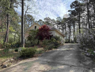 Greers Ferry Lake Home For Sale in Fairfield Bay Arkansas