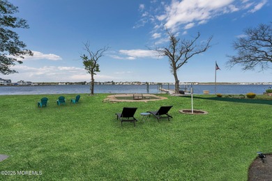 A True Waterfront Unicorn in Toms River! Discover over 2.5 acres - photo 7