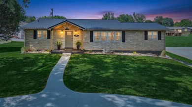 **Beautifully Renovated 5-Bedroom Home in Somerset, KY - Minutes - photo 12