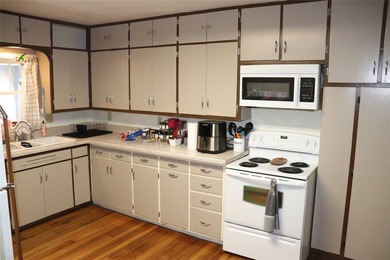 Motivated Seller! Perfect Opportunity to get into the Rental - photo 13