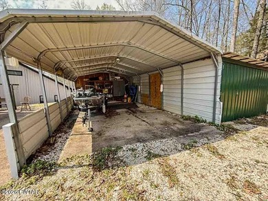 4 bedroom, 1 bath home with a huge covered area perfect for - photo 19