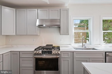 PRICE REDUCED - MOTIVATED SELLER- Nestled in the heart of - photo 21