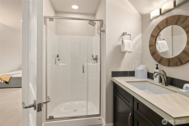 In the heart of Suncadia Resort, this beautifully designed 3-bed - photo 27