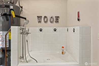In the heart of Suncadia Resort, this beautifully designed 3-bed - photo 29