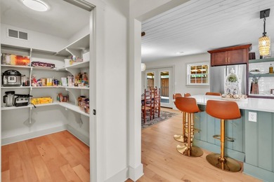 **Beautifully Renovated 5-Bedroom Home in Somerset, KY - Minutes - photo 31