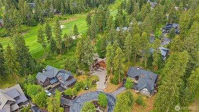 In the heart of Suncadia Resort, this beautifully designed 3-bed - photo 32