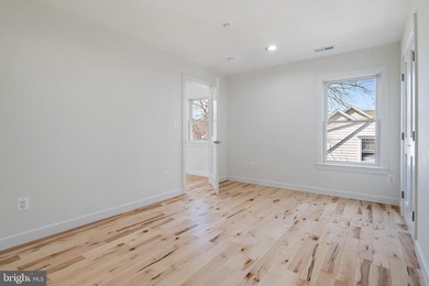 PRICE REDUCED - MOTIVATED SELLER- Nestled in the heart of - photo 35