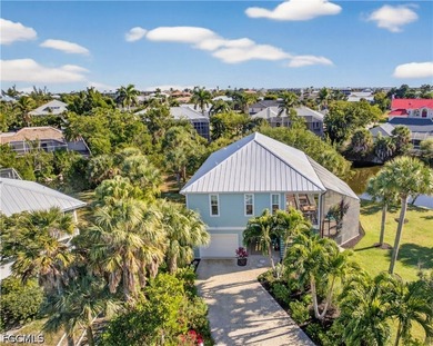 Welcome to this Beautiful Sanibel home in the heart of the - photo 4