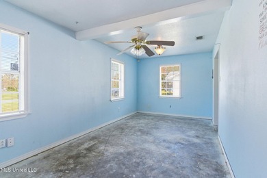 Don't miss your opportunity to own this charming 2-bedroom - photo 11
