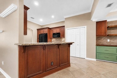 IT'S A LIFESTYLE!!! Nestled between two sought after communities - photo 13