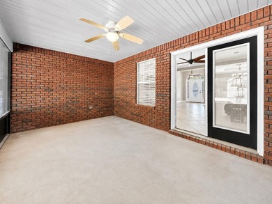 IT'S A LIFESTYLE!!! Nestled between two sought after communities - photo 28
