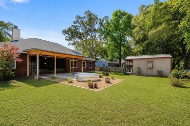 IT'S A LIFESTYLE!!! Nestled between two sought after communities - photo 32