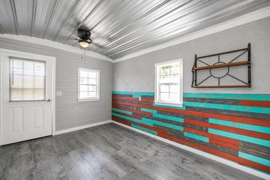 IT'S A LIFESTYLE!!! Nestled between two sought after communities - photo 36