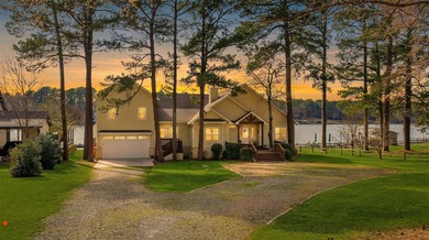 Fabulous waterfront home on beautiful Lake Cypress Springs - photo 8