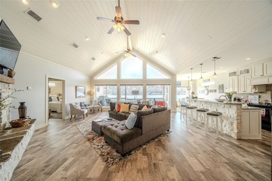 Fabulous waterfront home on beautiful Lake Cypress Springs - photo 10