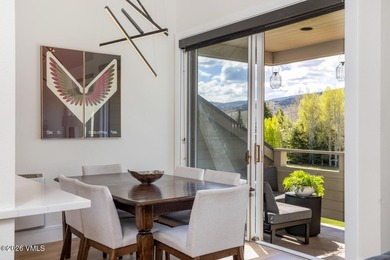 Unobstructed views of the Arrowhead ski slopes highlight this - photo 4