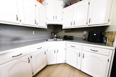 (private lake, pond, creek) Home For Sale in London Kentucky