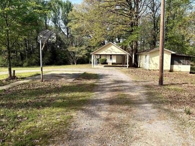 6921 Ar Hwy 13, Carlisle features a 2 Br, 1 Bath Home on 13.63 - photo 7