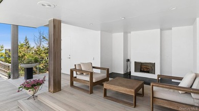We are proud to introduce Crest House, one of Cherry Grove's - photo 23